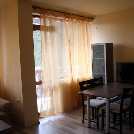Hotel de apartamente Pine Hills