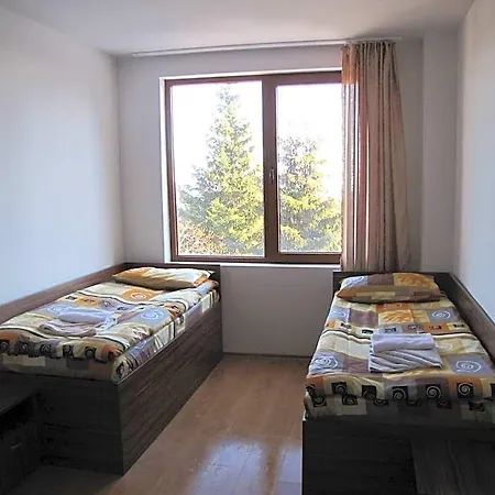 Hotel de apartamente Pine Hills 3*