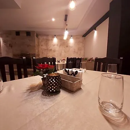 Pine Hills Aparthotel 3*