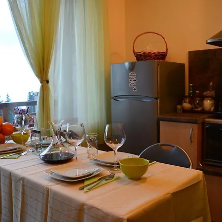 Pine Hills Aparthotel 3*