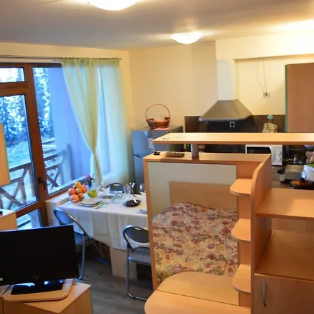 Hotel de apartamente Pine Hills